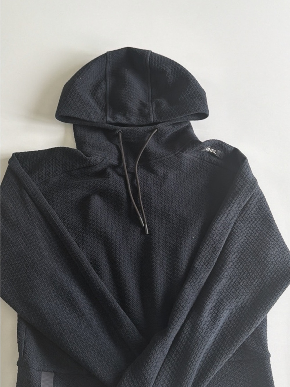 UNRL Women’s Black Textured Pullover Hoodie